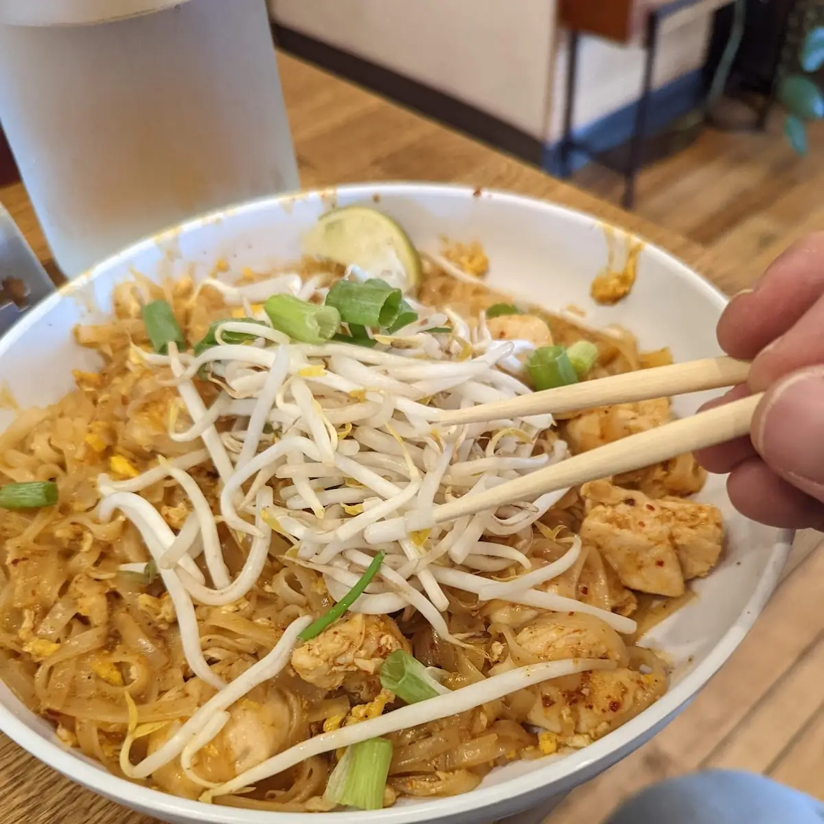 Chicken Pad Thai with Garnish