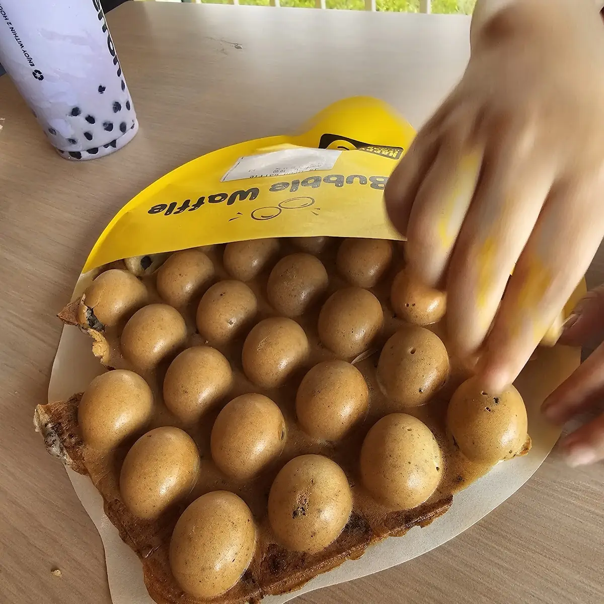 Oreo Bubble Waffle to Go