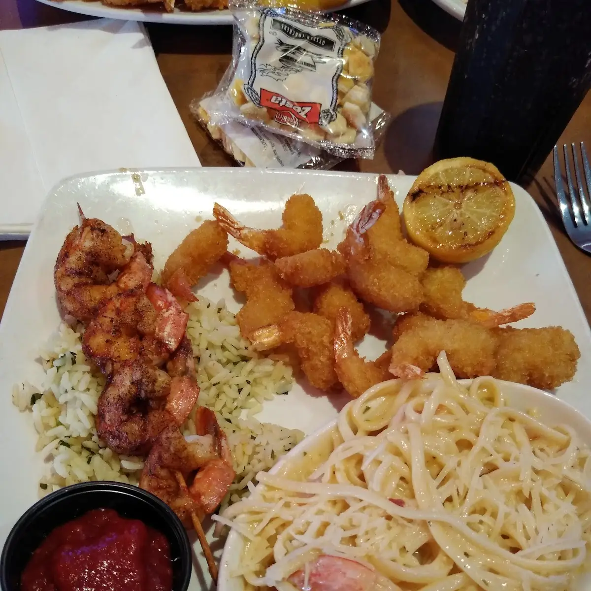 8oz Steak Fried Shrimp Rice Pilaf Buffalo Wings
