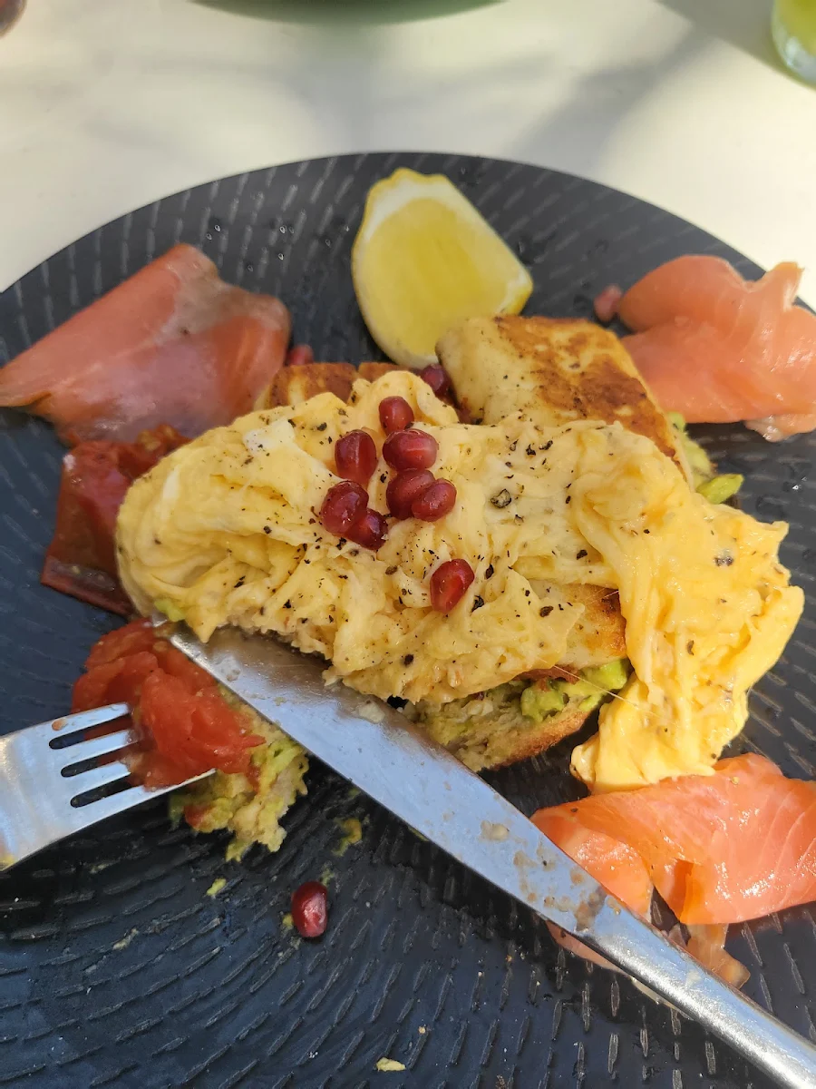 Haloumi Stack, Uliveto