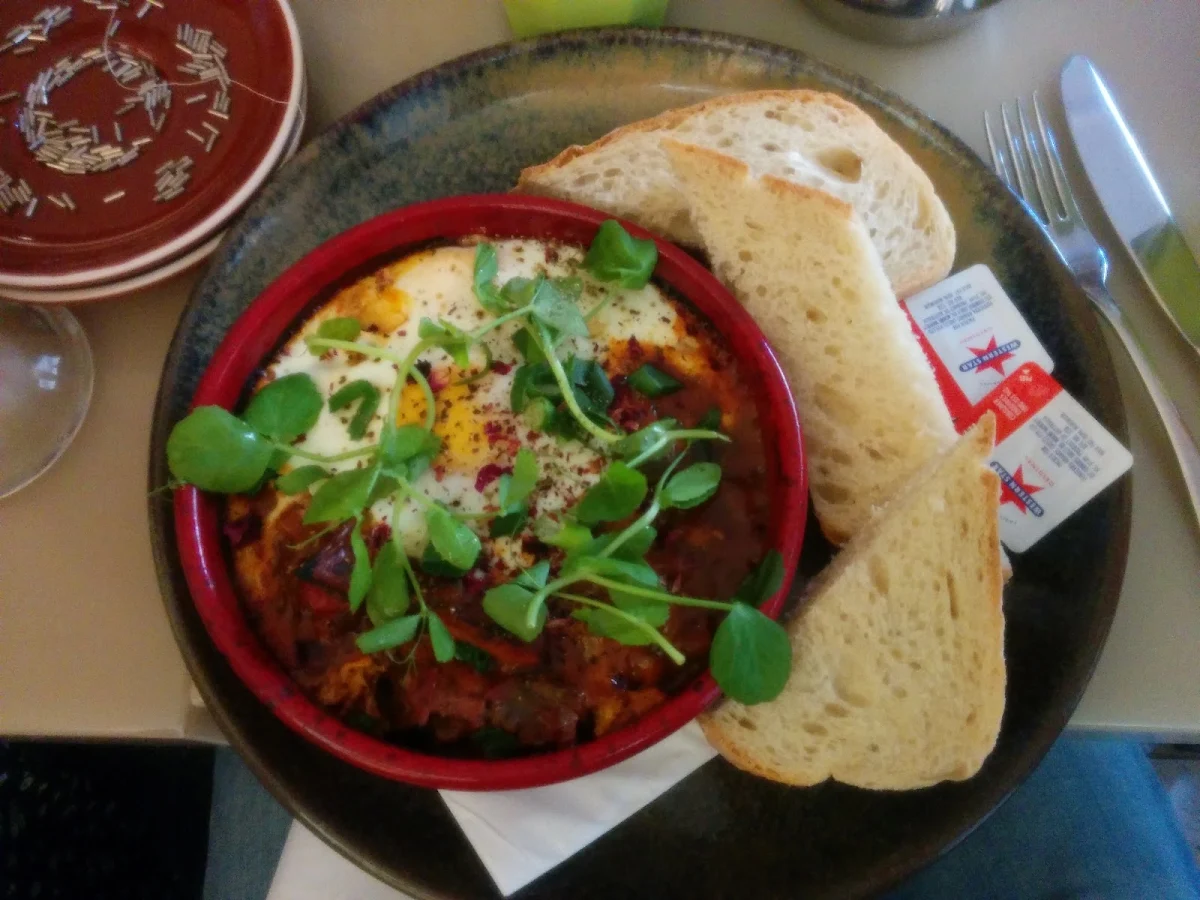Spanish Baked Eggs, Uliveto