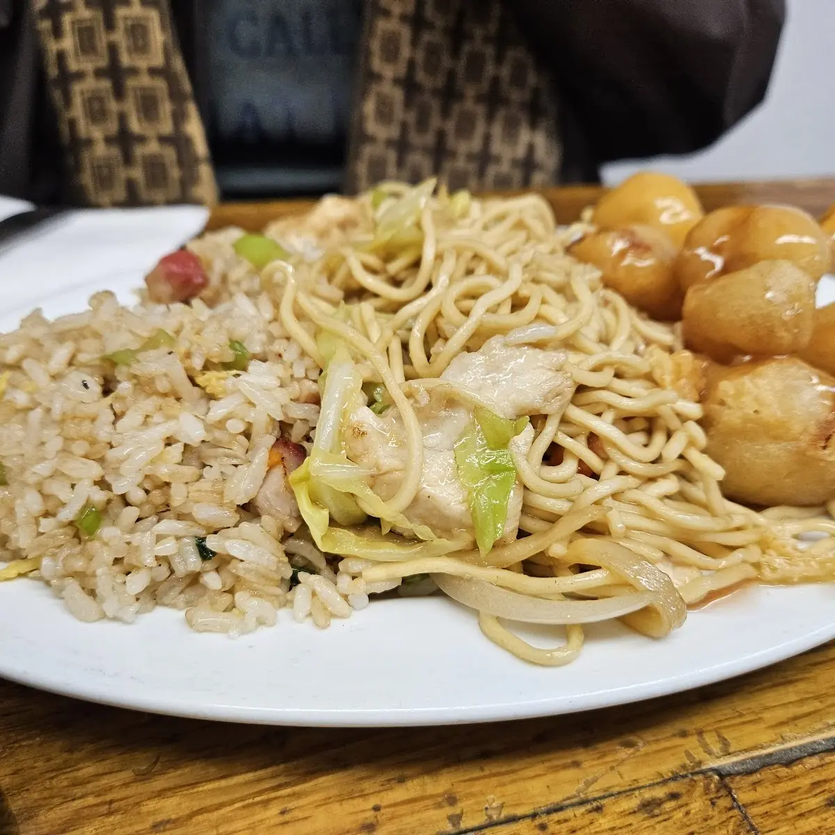 Dinnera with Sweet Sour Pork