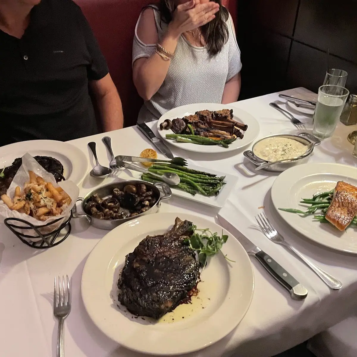Filet Mignon 10oz Bone In