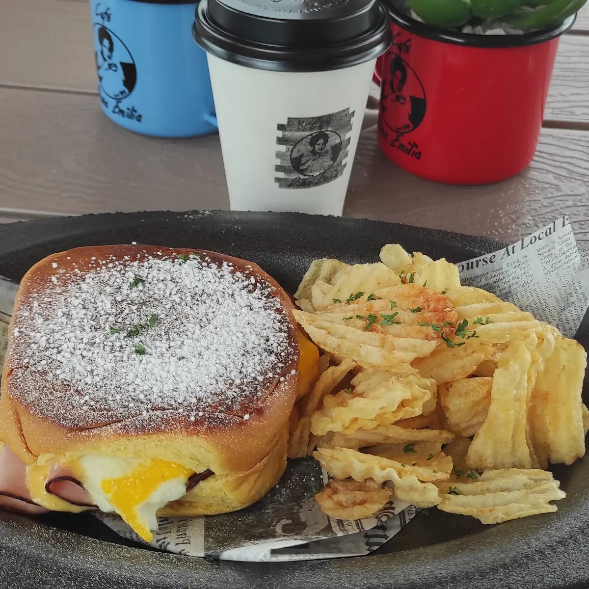 Mayorca Jamón Queso Y Huevo