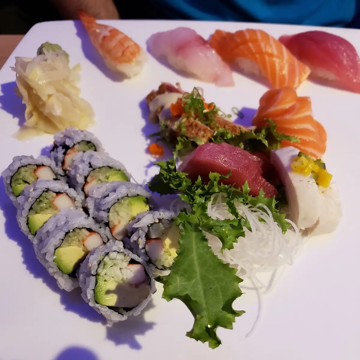 Sushi & Sashimi Combo