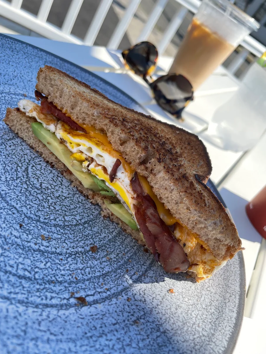 BYO Egg Sandwich Omlet