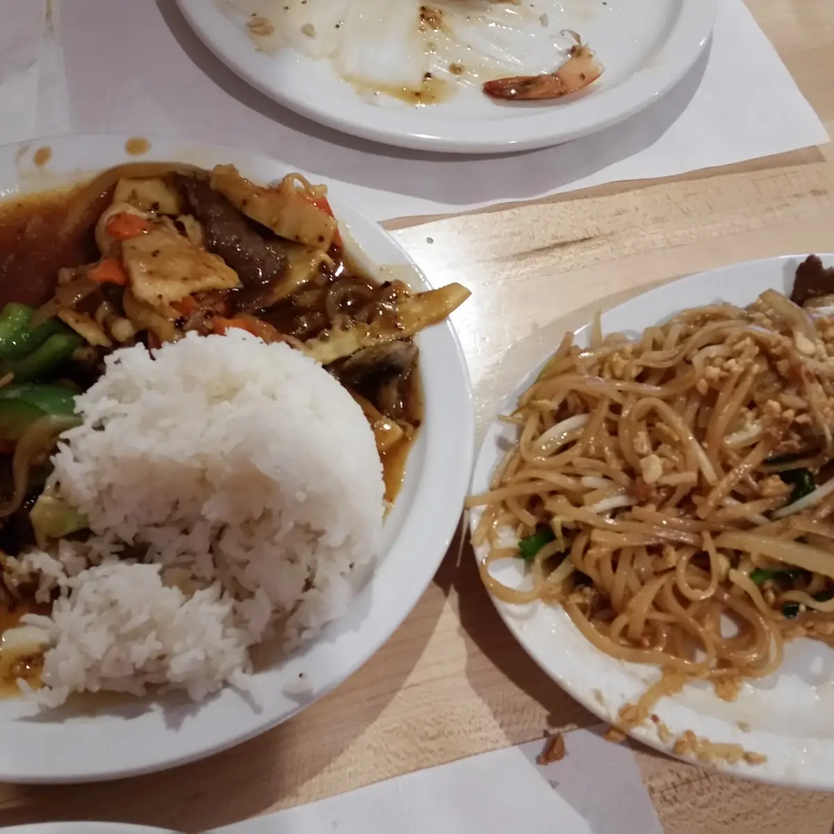Combination Pad Thai