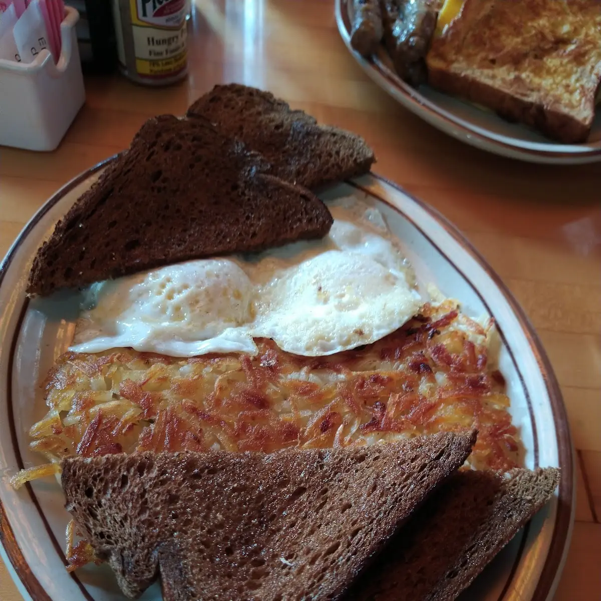 Veggie Omelette with Hashbrowns