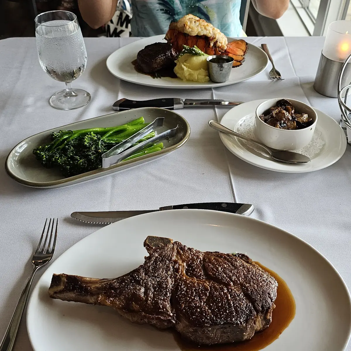 Tomahawk Ribeye Steak