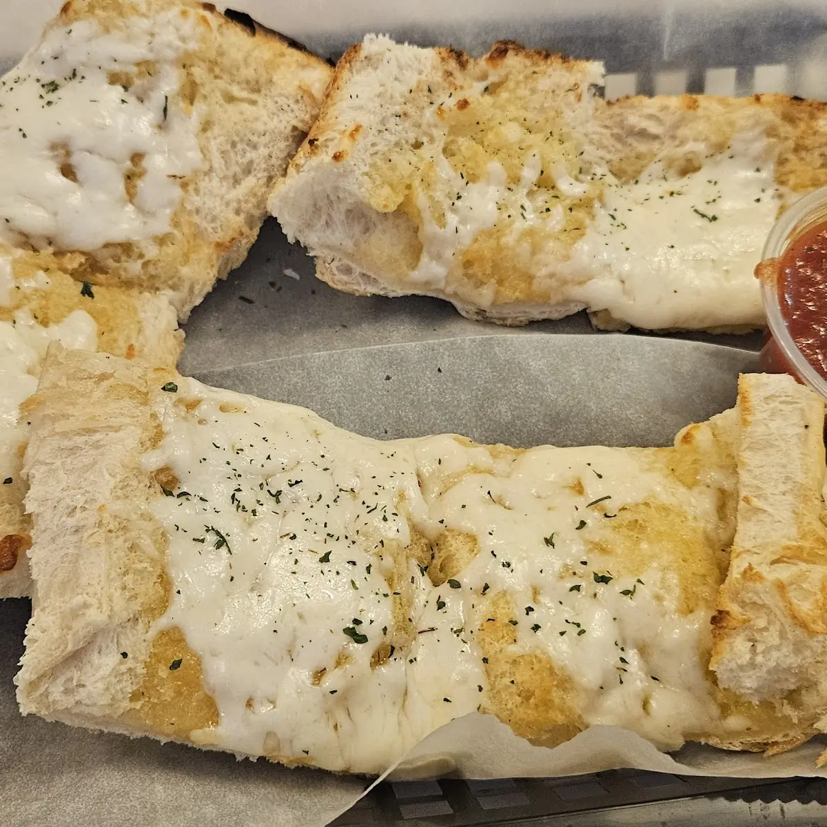 Garlic Bread with Mozzarella Cheese