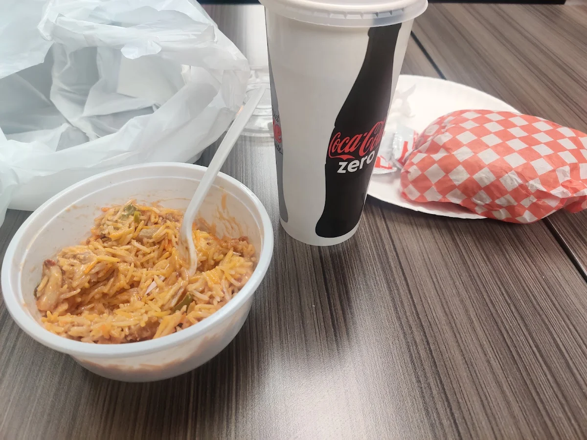 Rice 'N' Spice, Chicken World