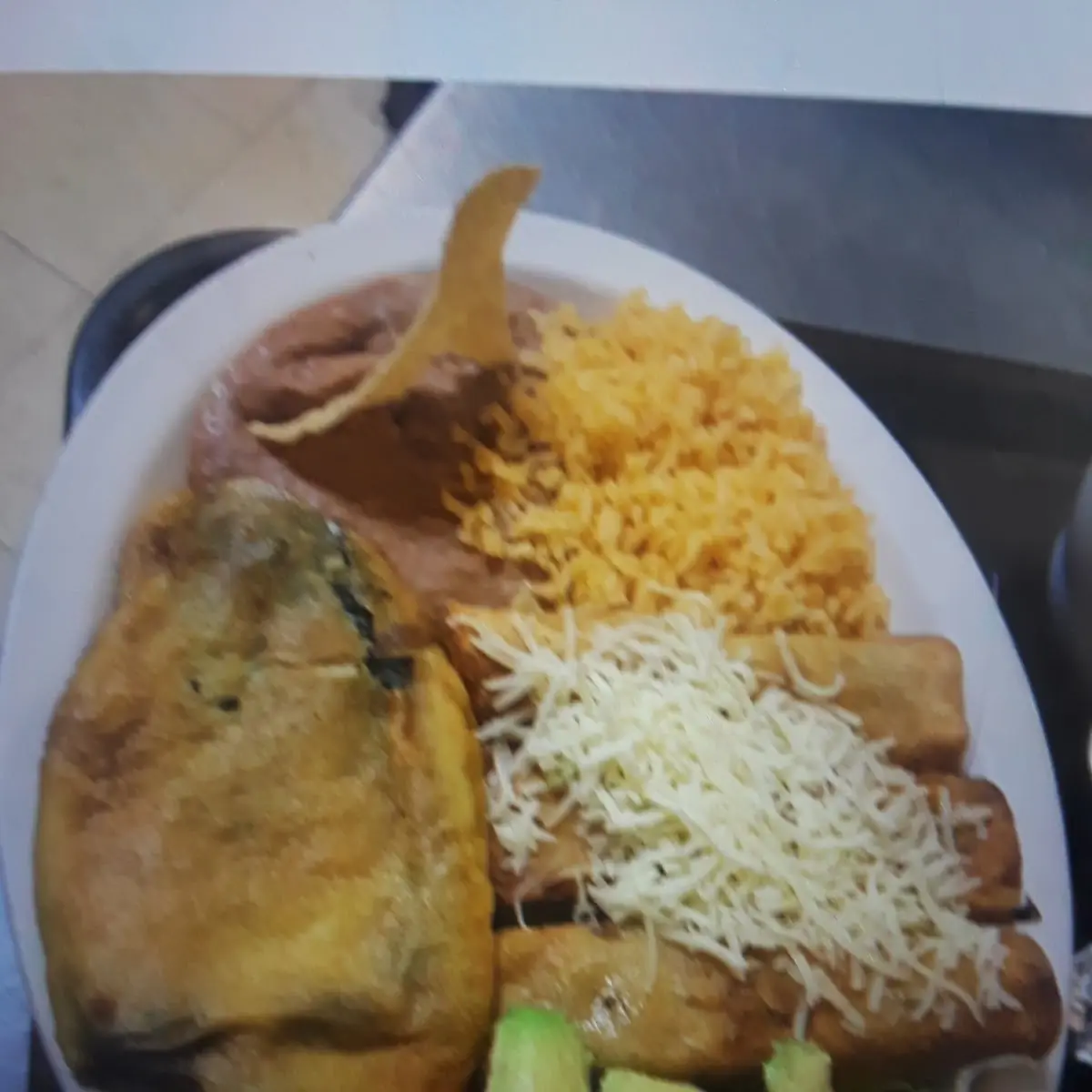 Chile Relleno Con Flautas