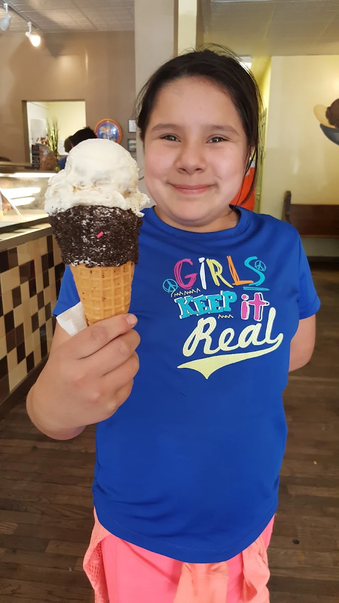 Chocolat Dip Ice Cream Cone