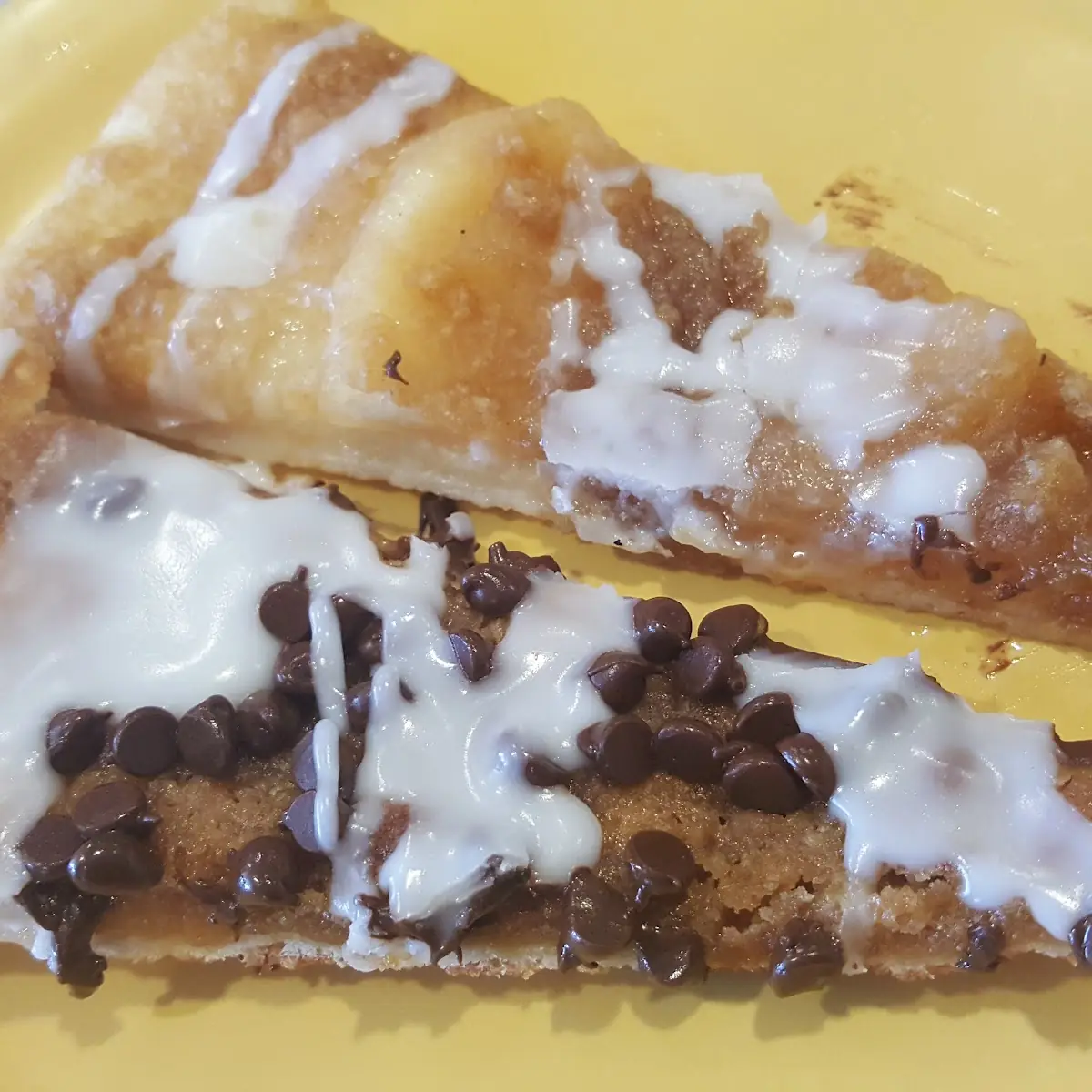 Apple Cobbler and Chocolate Chip Dessert Pizza
