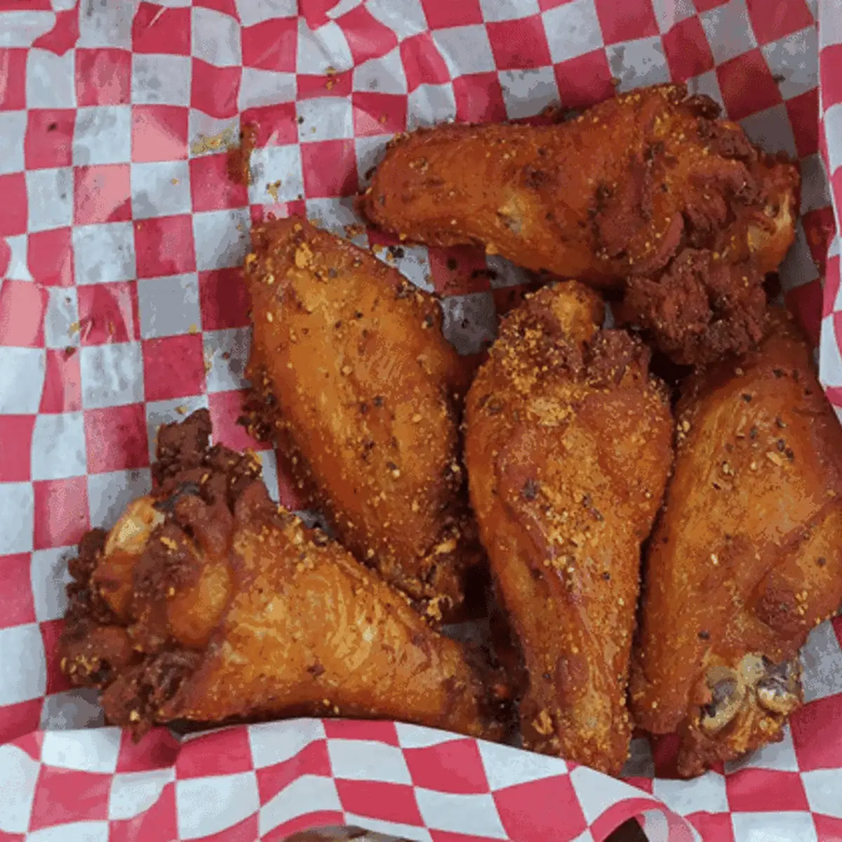 Chicken Wings with Fries