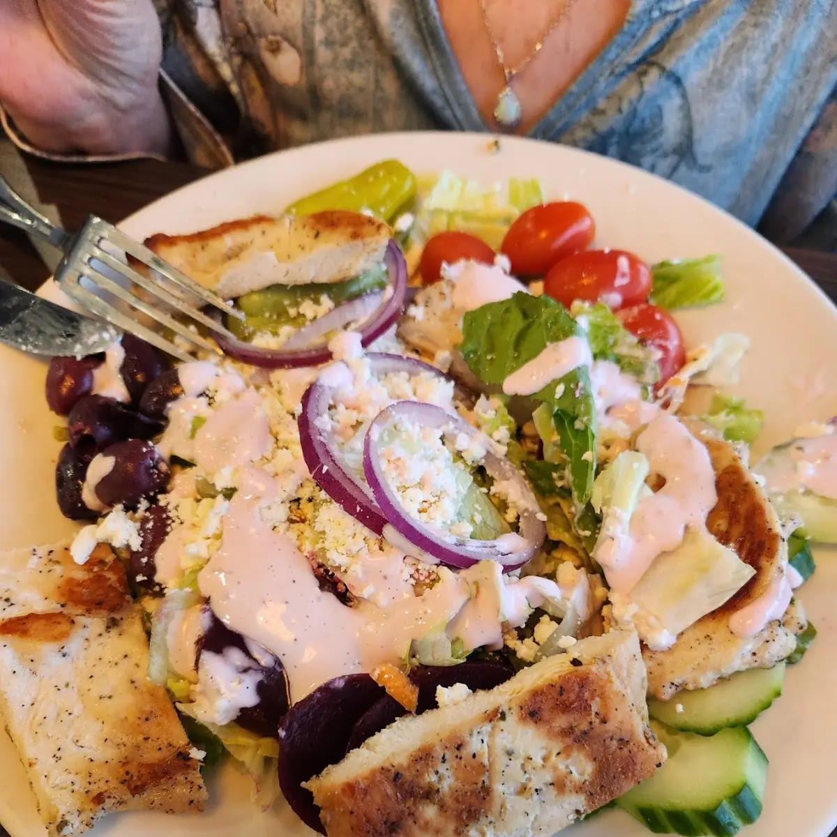 Greek Salad with Chicken