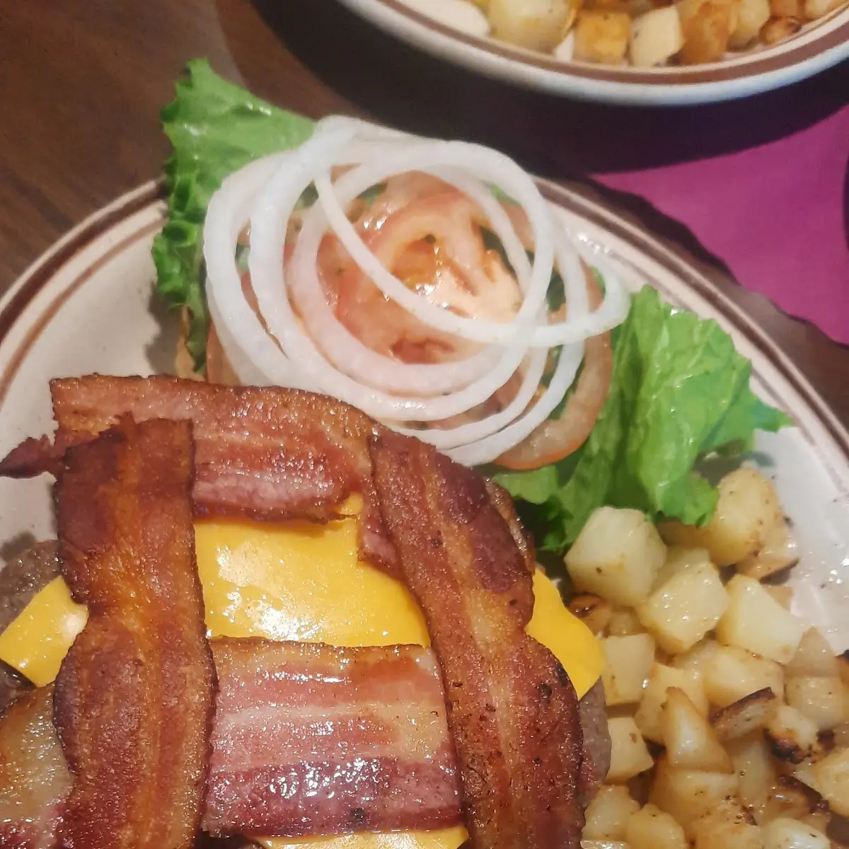 Bacon Cheeseburger