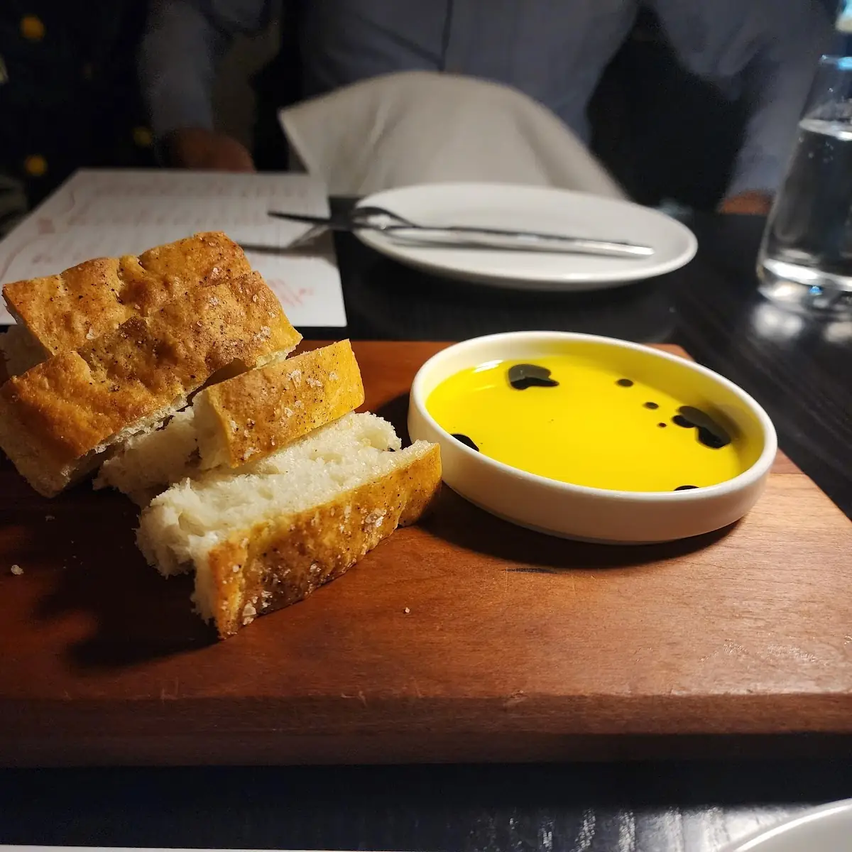 Bread and Olive Oil with Balsamic Vinaigrette
