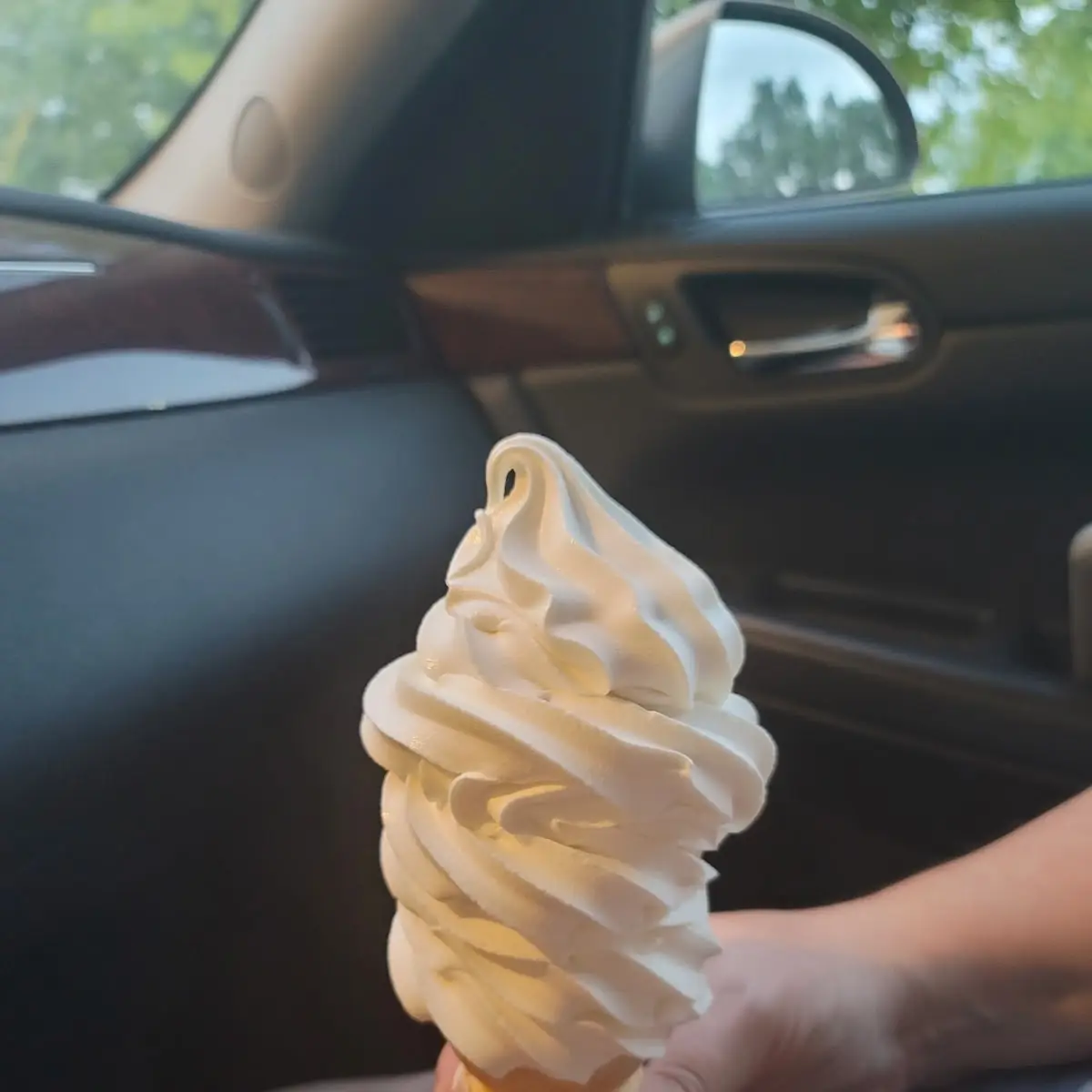 Medium Vanilla Soft Serve