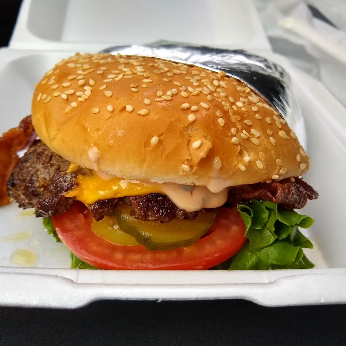 Cheddar Bacon Cheeseburger