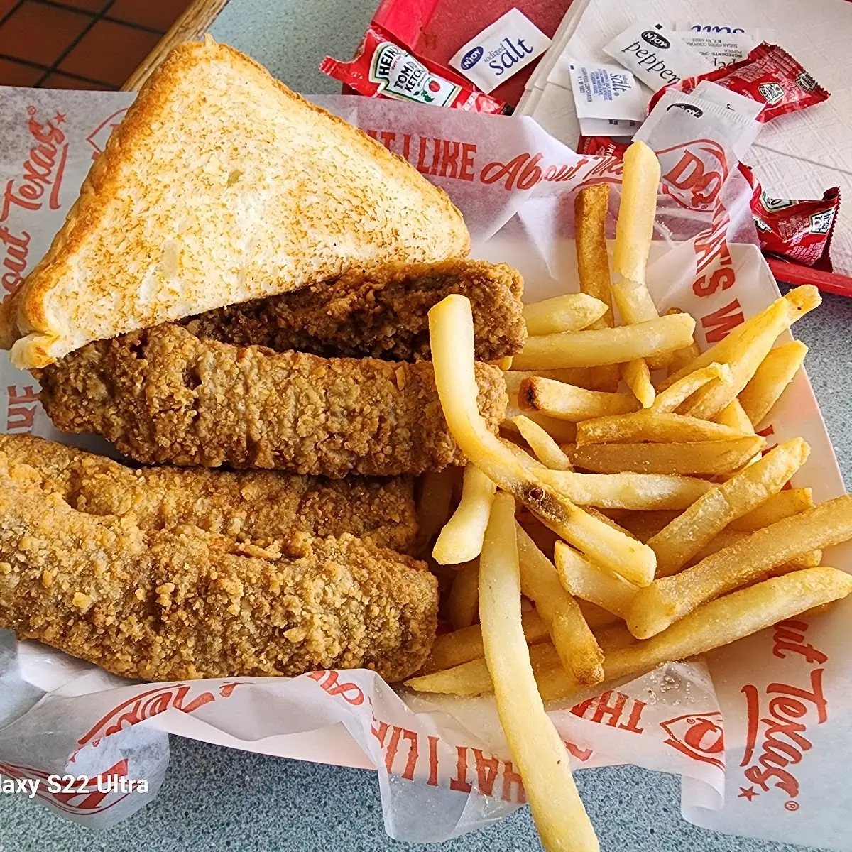Almost Steak Fingers Basket Combo