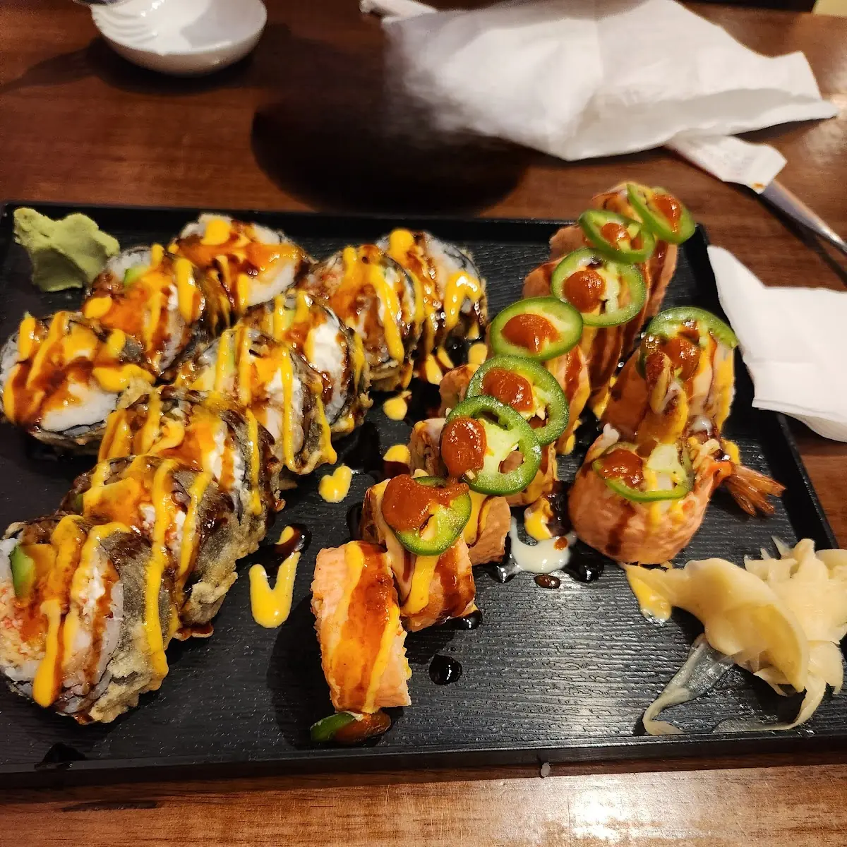 Yellowtail Scallion Roll