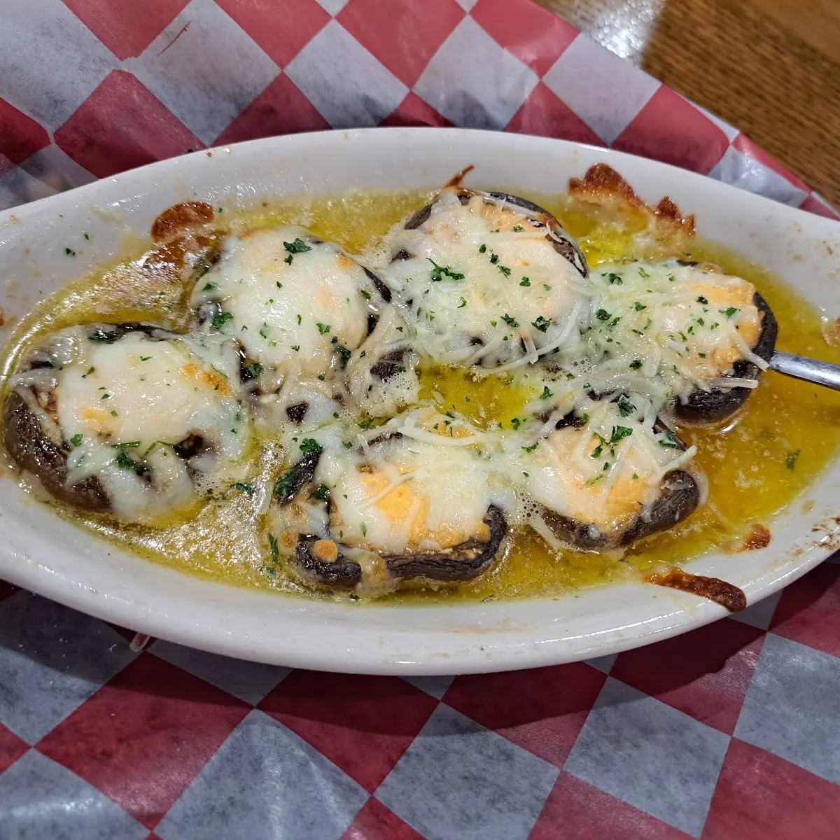 Spicy Cream Cheese Stuffed Mushrooms