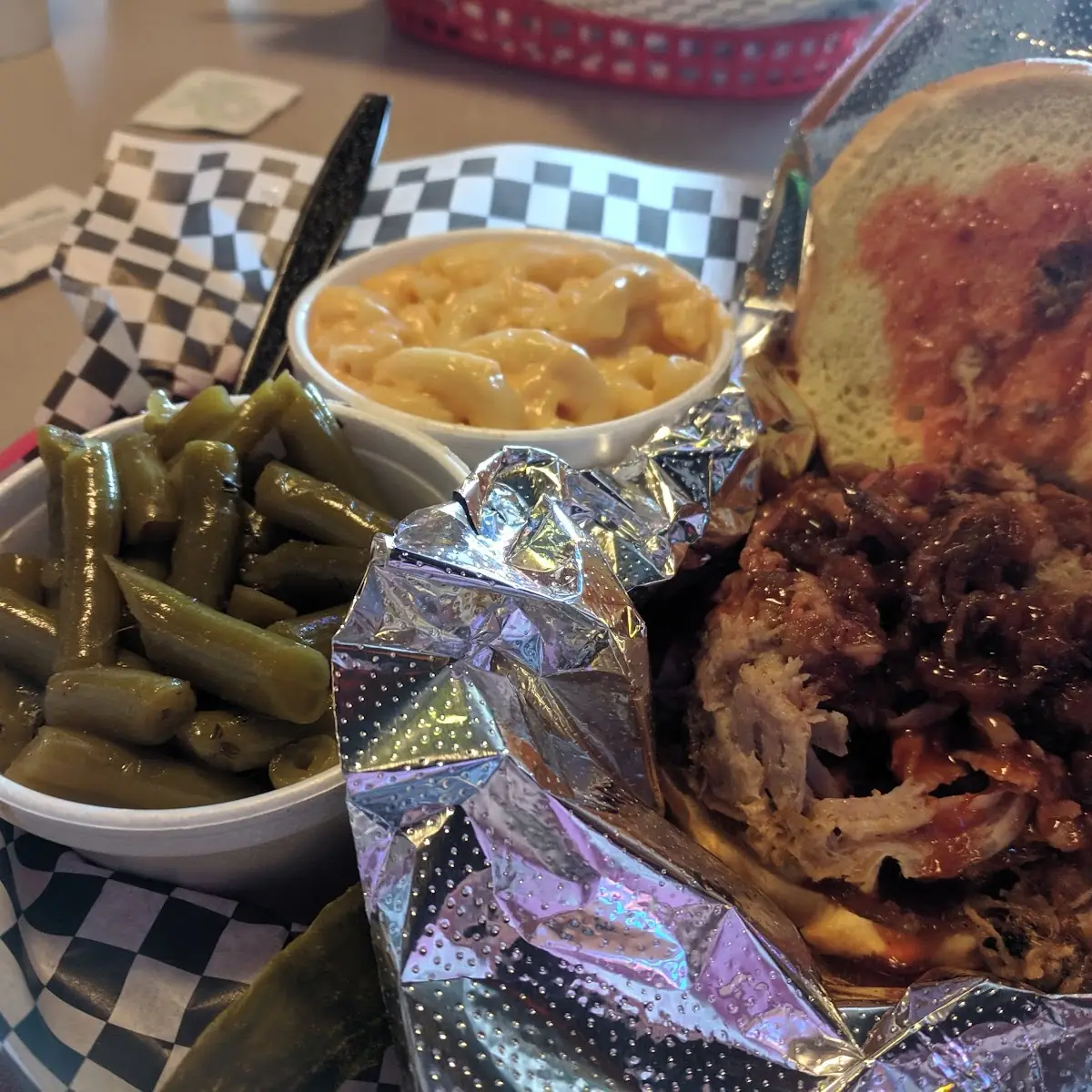 Pulled Pork Mac and Cheese and Green Beans