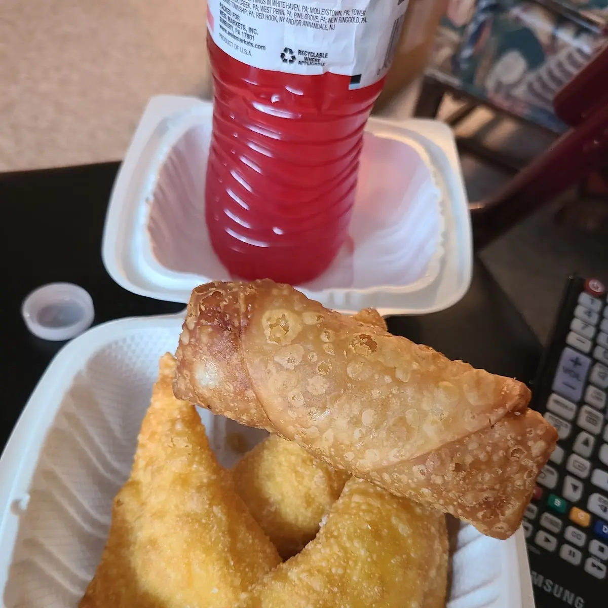 Crab Rangoon and Egg Roll