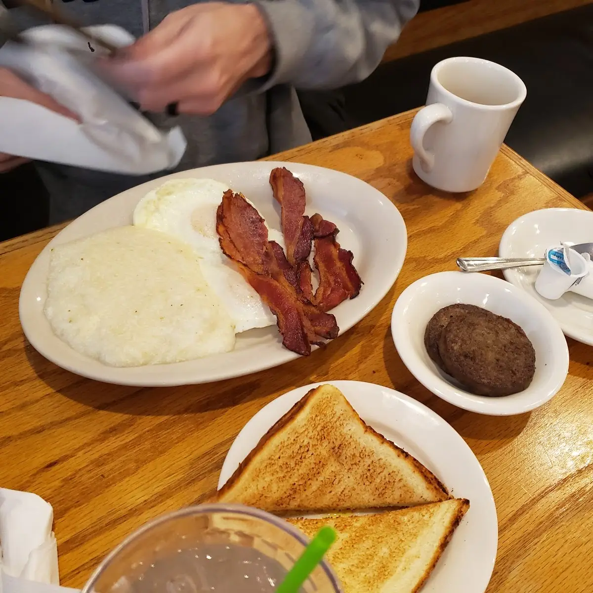 Eggs Bacon Sausage Grits