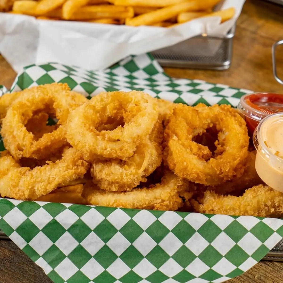 Onion Rings with Spicy Mayo on Side