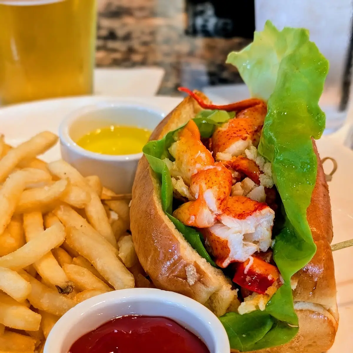 Maine Lobster Roll