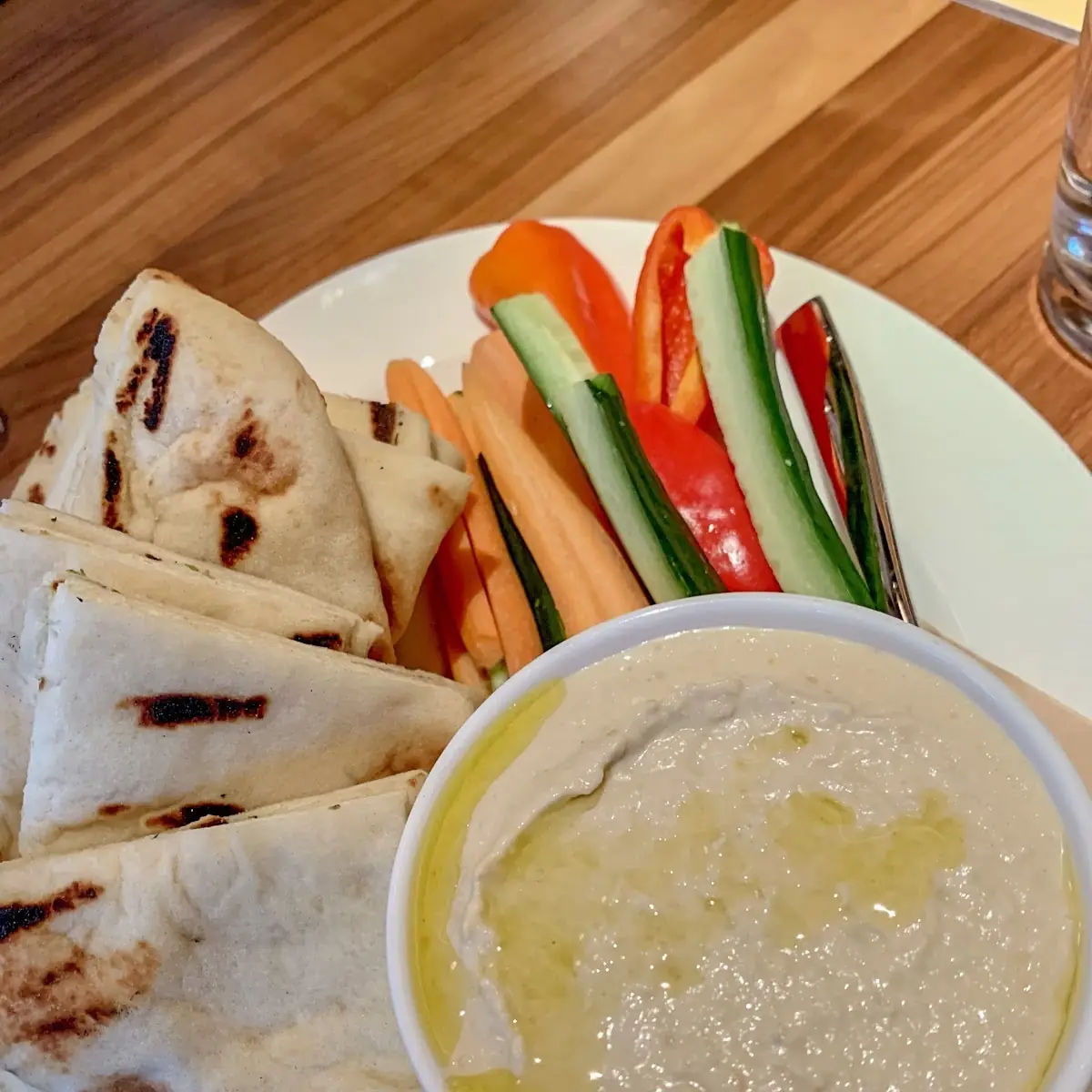 Avocado Hummus