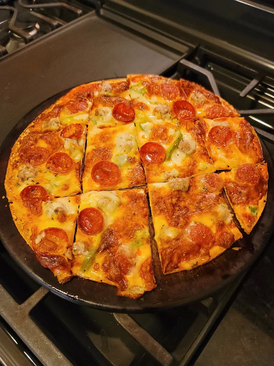 St Louis Style Thin Crust