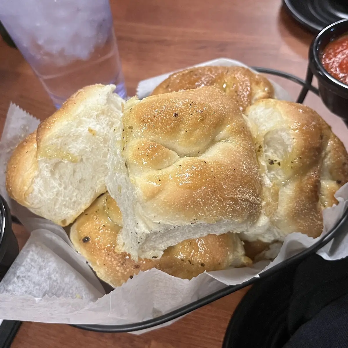 Garlic Rolls with Marinara Sauce