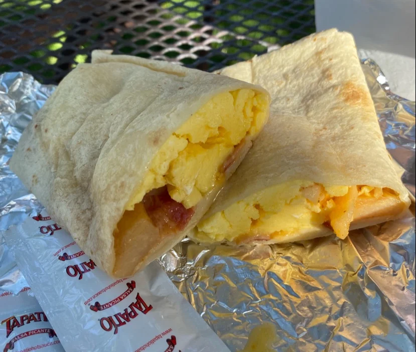 Scrambled Eggs Cheddar