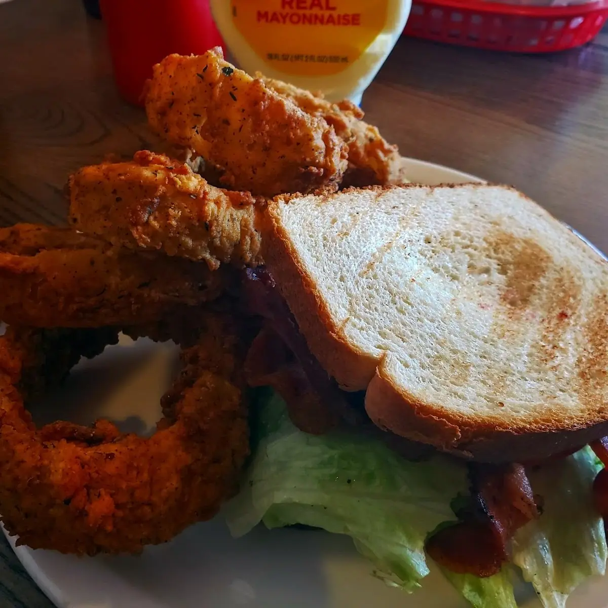 blt with Onion Rings