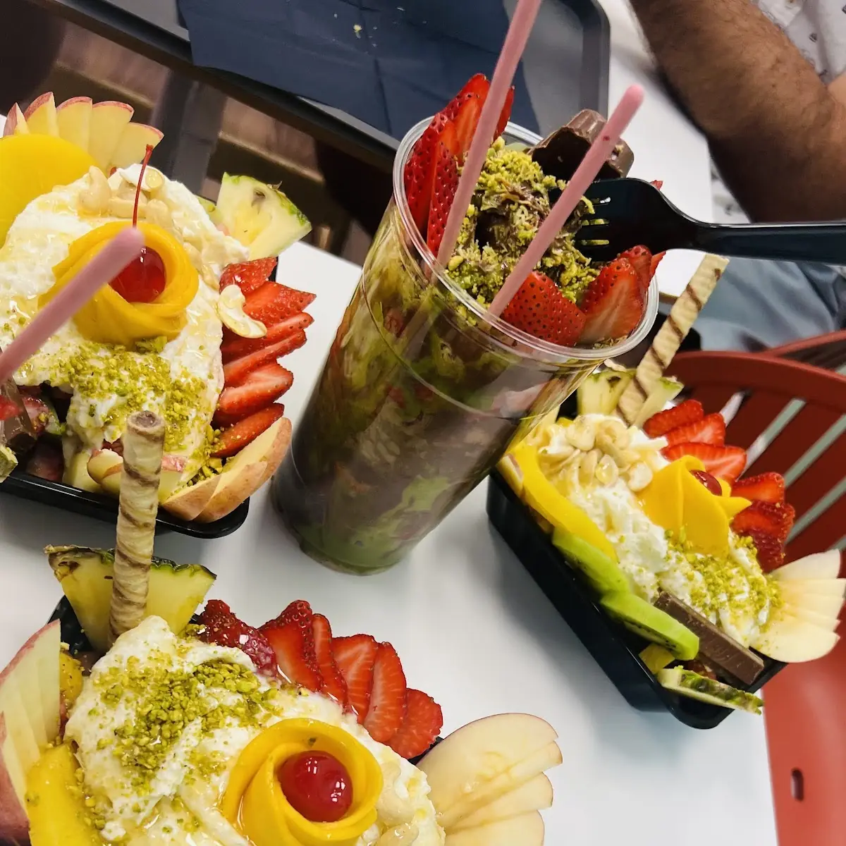 Acai Bowl with Fresh Fruit