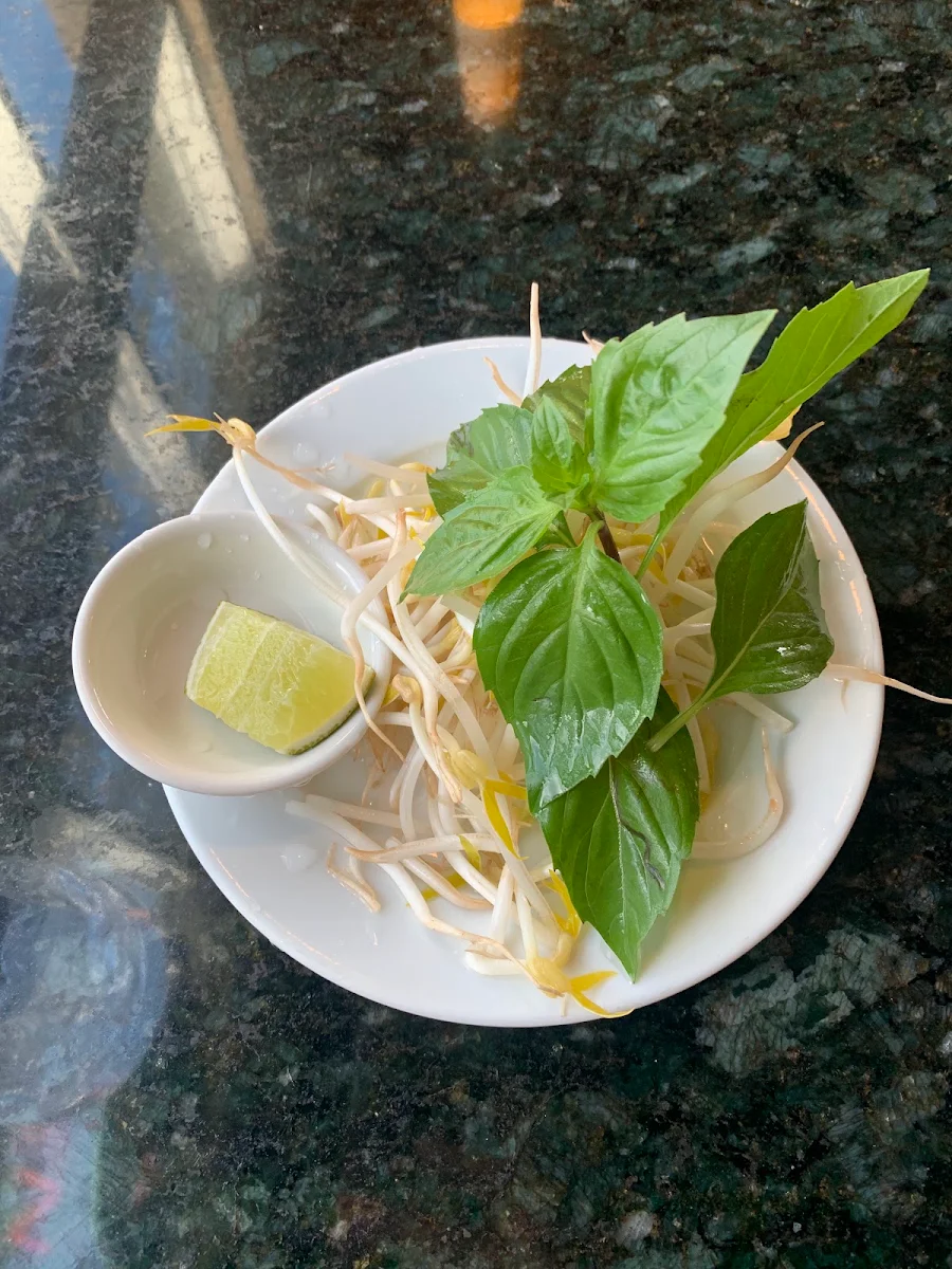 Nha-Than Soup Supplements, Nha Trang Restaurant
