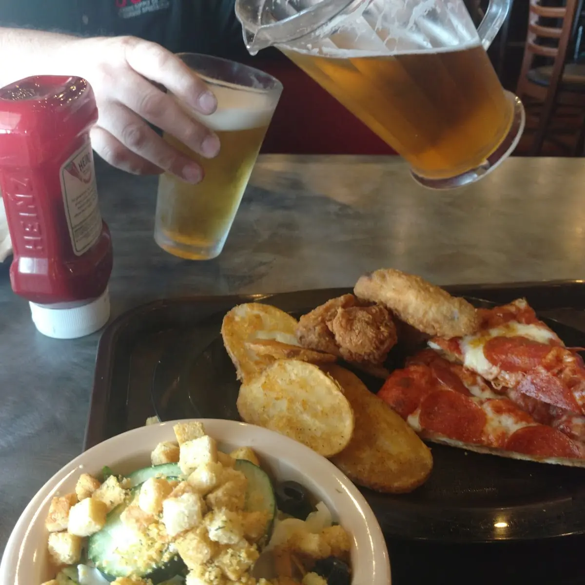 Dos Equis Lager