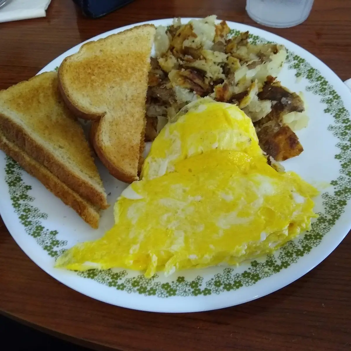 Scrambled Egg Fried Potatoes with Toast