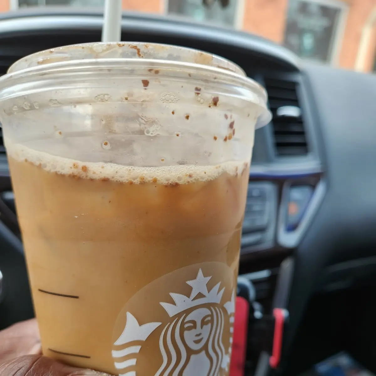 Venti Iced Americano
