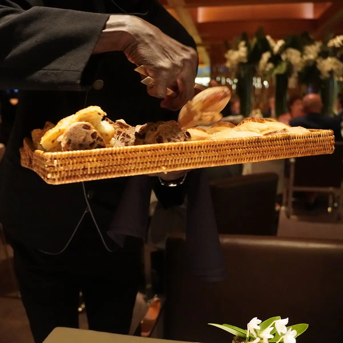 Bread Service