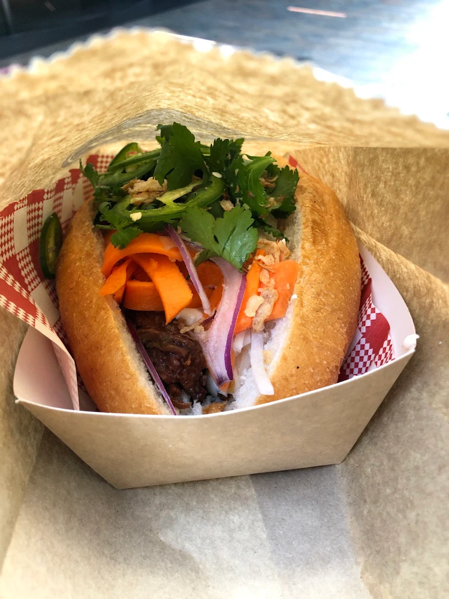 Pullman on a Roll, Marlie's Eatery - North Sydney