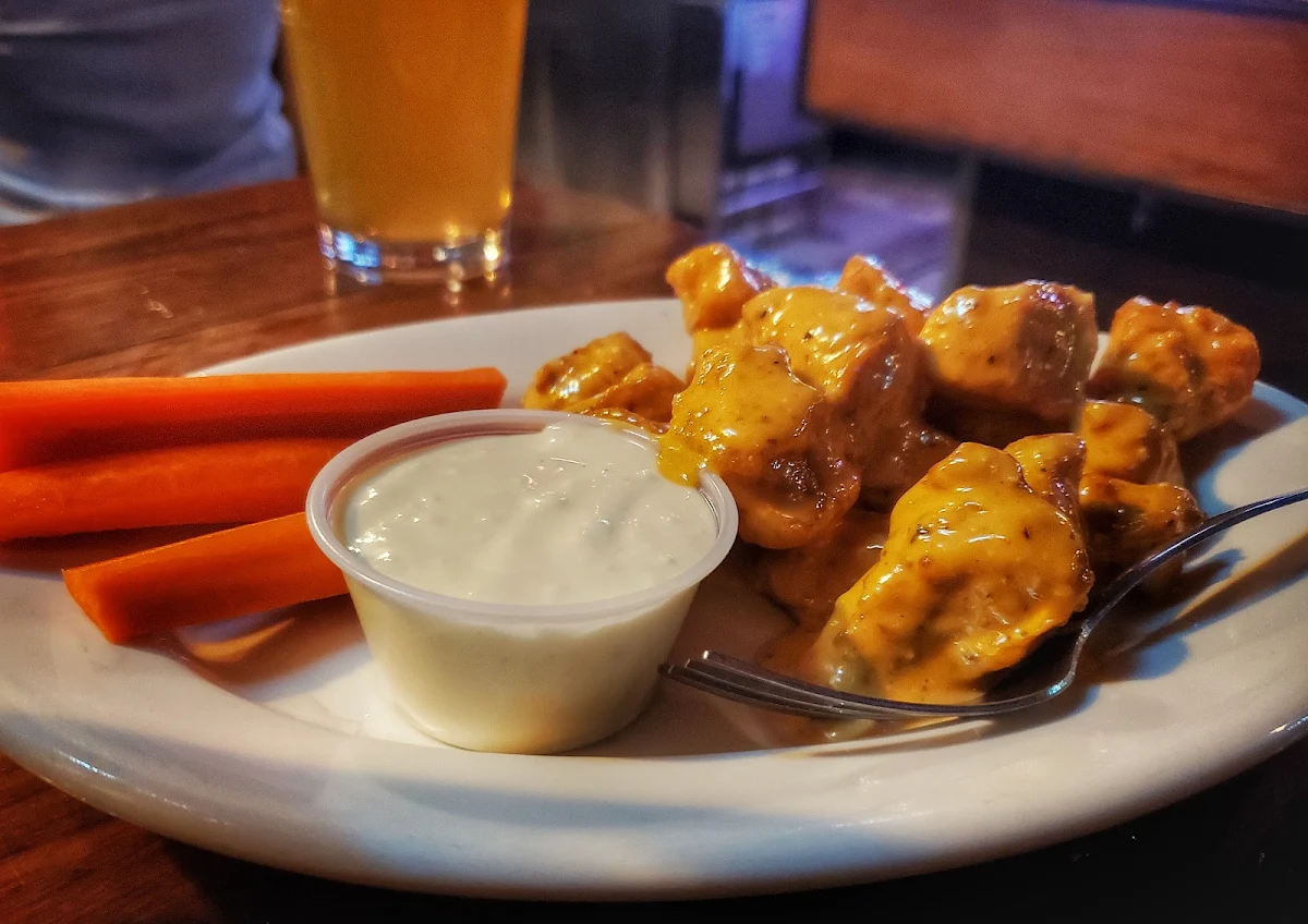 Wings with Hot Sauce