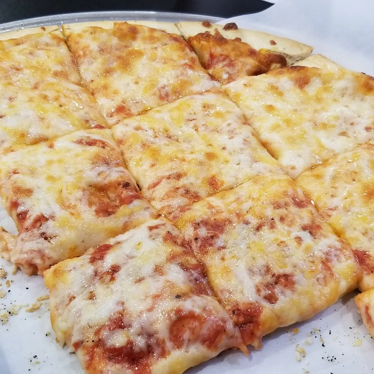 Thin Cheese Pizza
