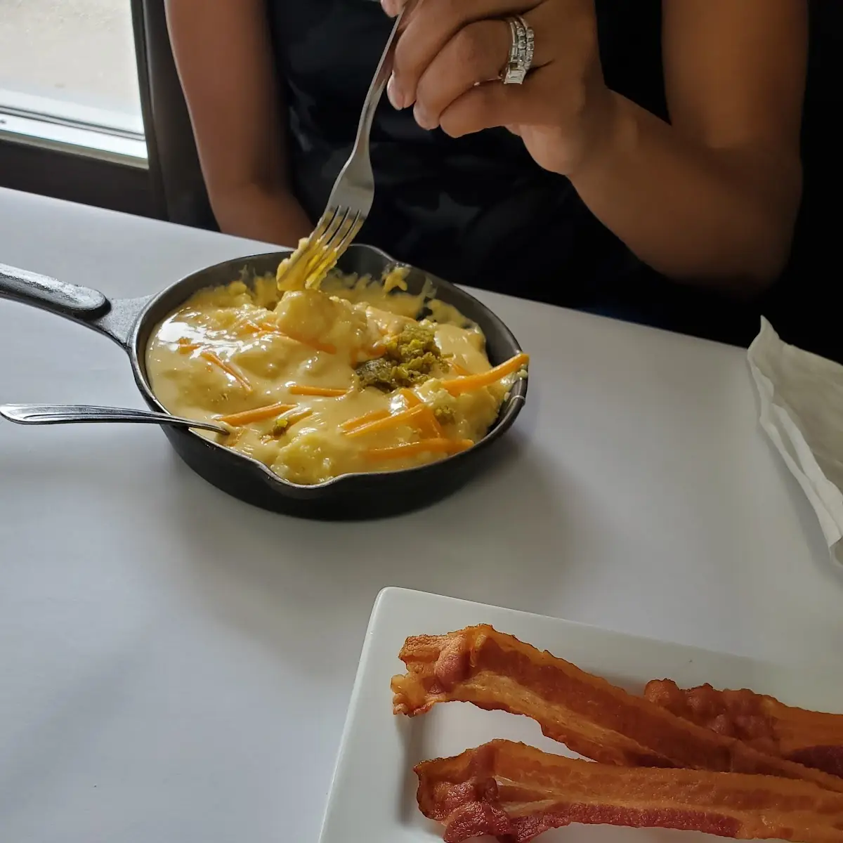 Johnny's 3 Cheese Grits