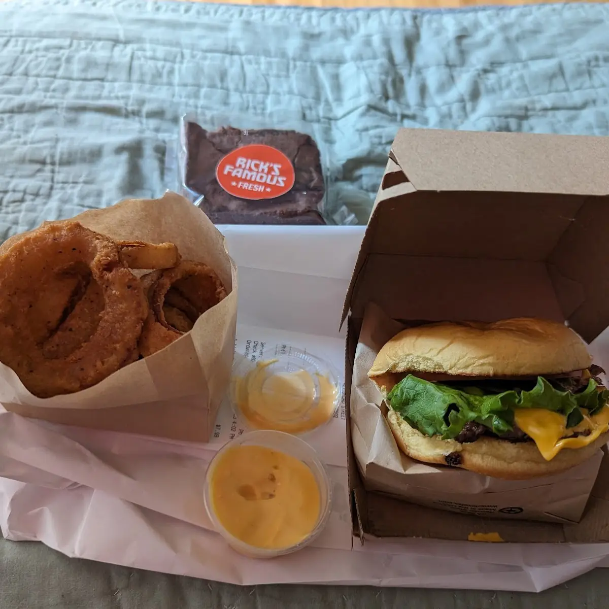 Cheese Burger and Onion Rings