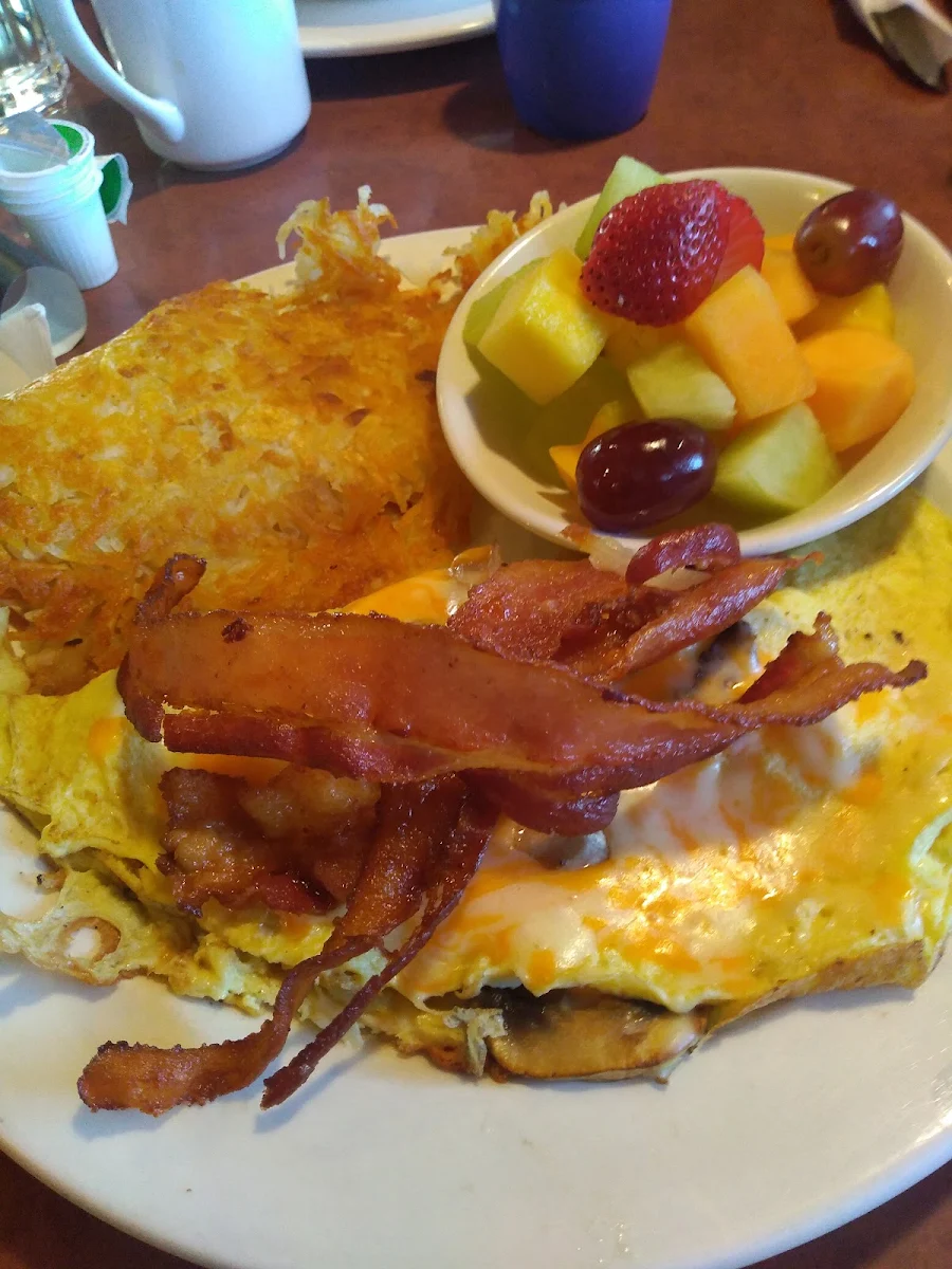 Mushroom Bacon Cheese Omelette