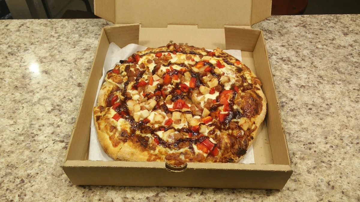 Highlights, Thor's Pizzeria